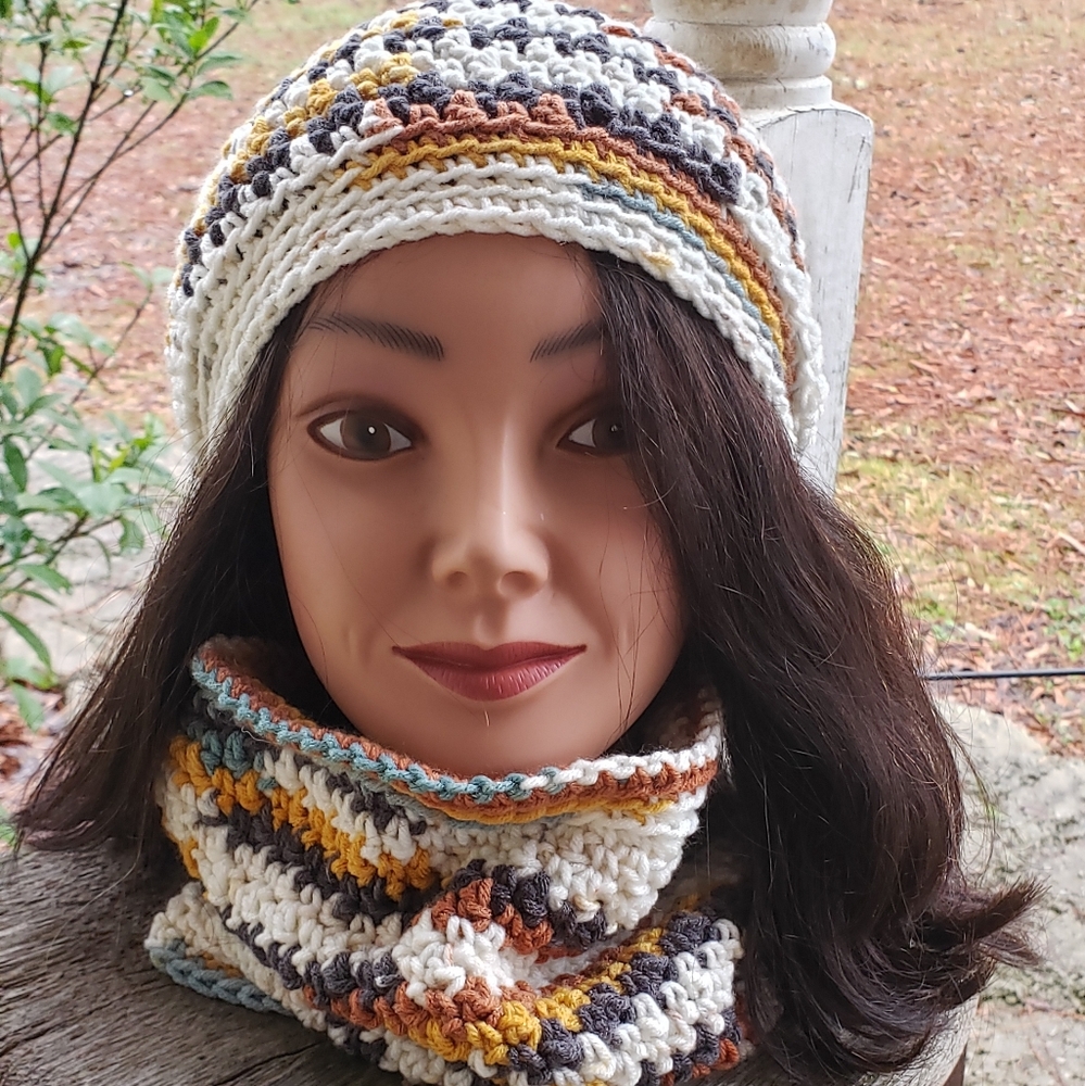 Handmade beanie & Cowl